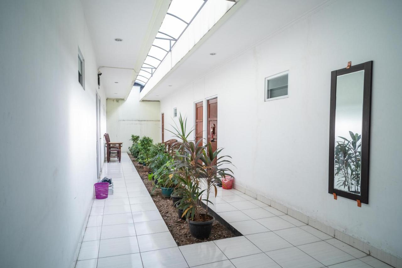 KoolKost Syariah near Stasiun Rawa Buntu  Hotel Tangerang Bagian luar foto